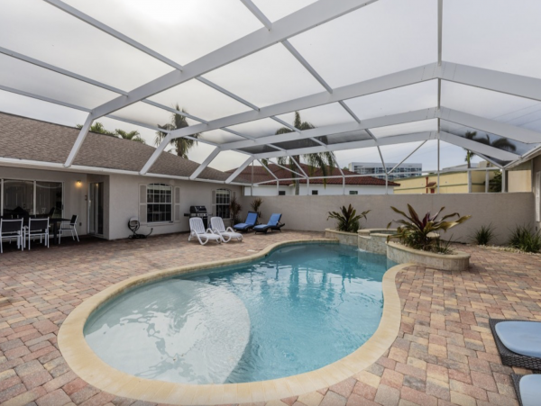 Marco Island 5 Bedroom Home with Guest House Walk to Beach